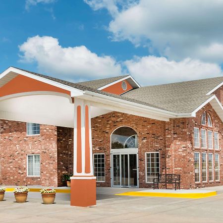 Super 8 By Wyndham Bolivar Extérieur photo