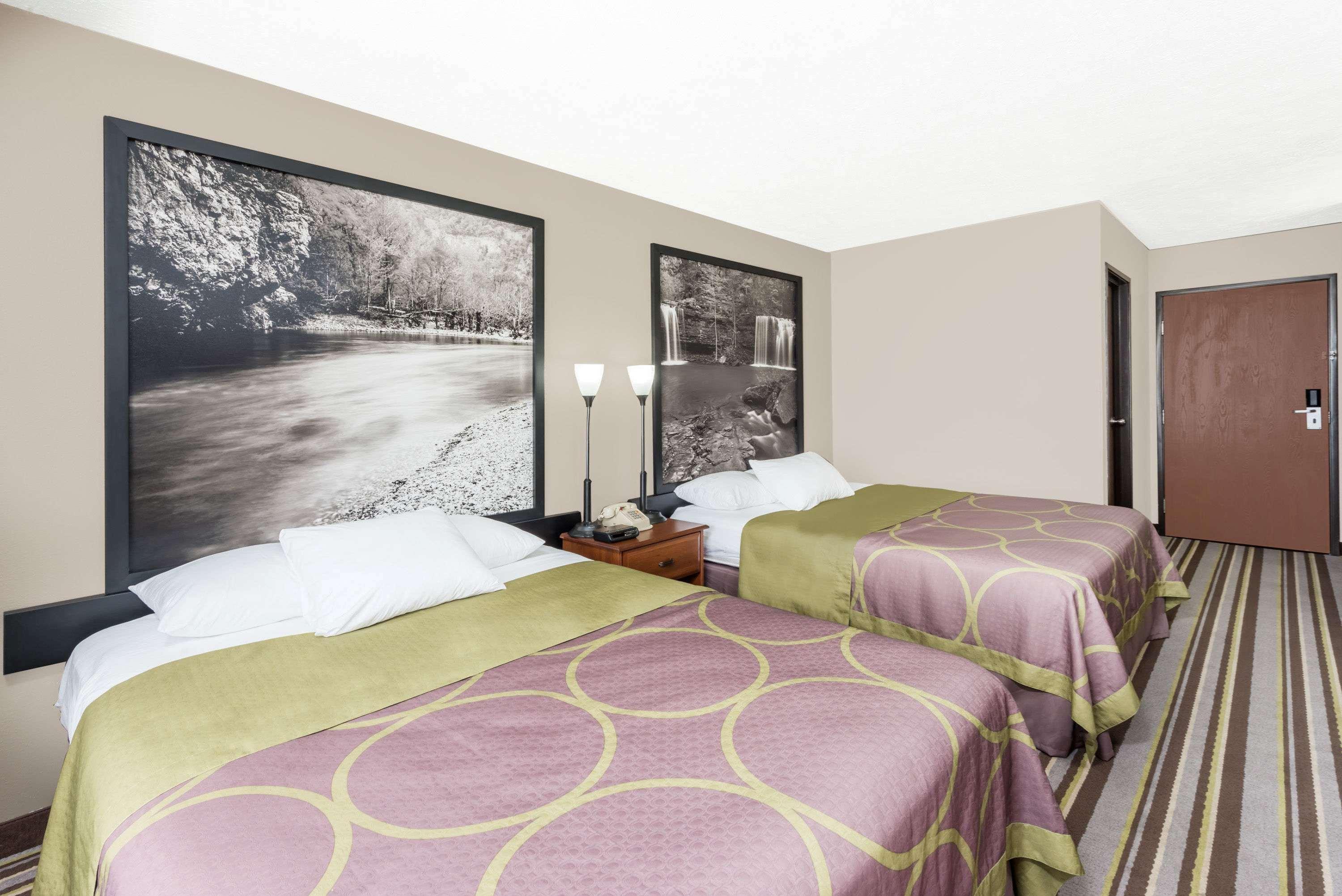 Super 8 By Wyndham Bolivar Extérieur photo